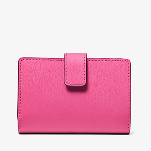 Michael Kors Medium Saffiano Leather Bifold Wallet
NWT 
Dragonfruit - Picture 3 of 16